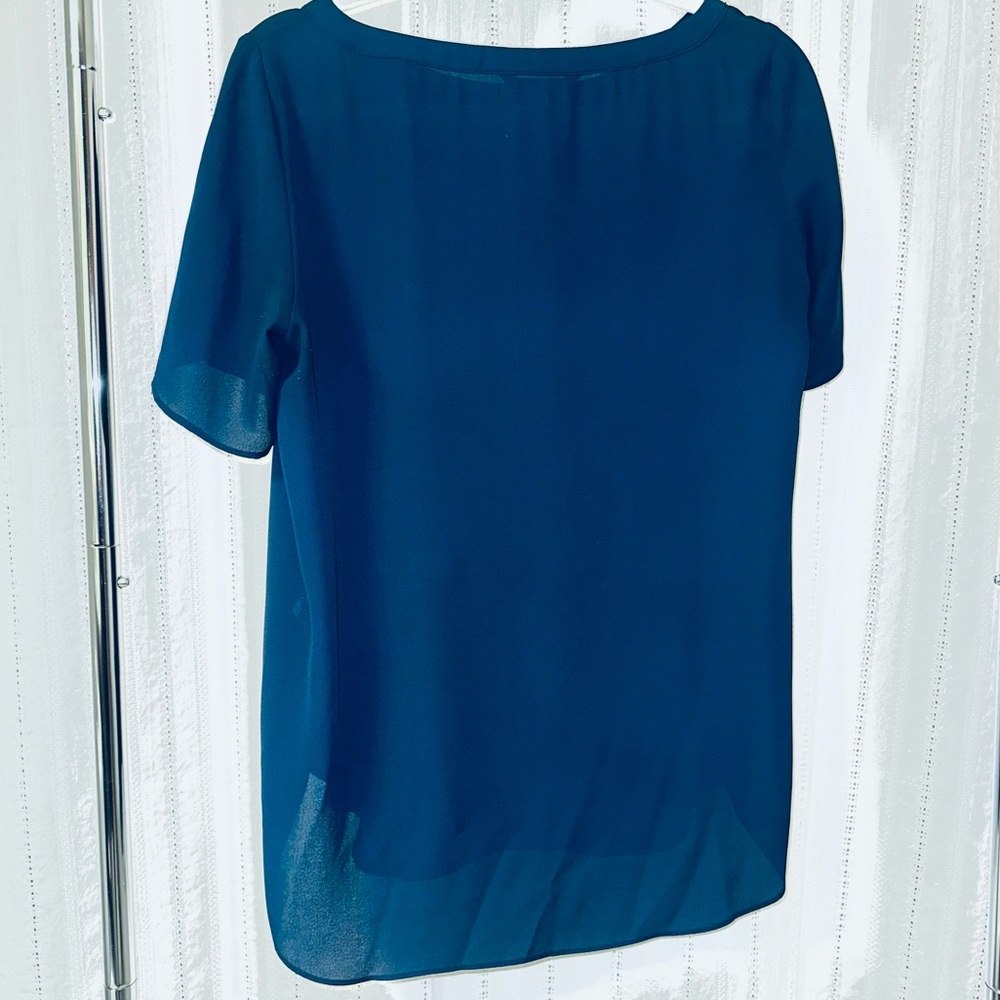 Banana Republic Teal Blue Short Sleeve Blouse - Picture 2 of 6